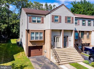 223 Birch Dr, Lafayette Hill, PA 19444