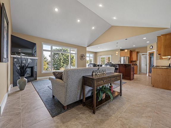 5th image of 4165 Furnberg Pl S