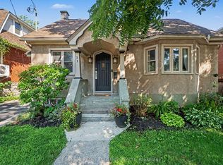 21 Hazel St, Ottawa, ON K1S 0E7