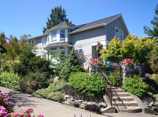 2357 N 60th St, Seattle, WA 98103