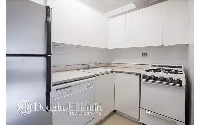 Sold by Douglas Elliman | media 12