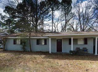 209 Peach Orchard Dr, Ridgeland, MS 39157