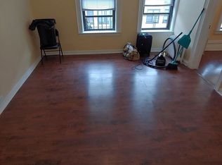 3244 30th St APT B2, Astoria, NY 11106