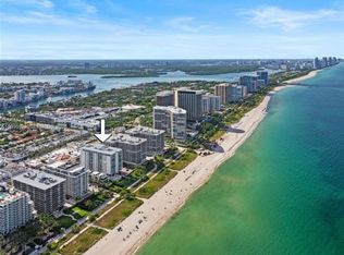 9511 Collins Ave, Miami Beach, FL 33154