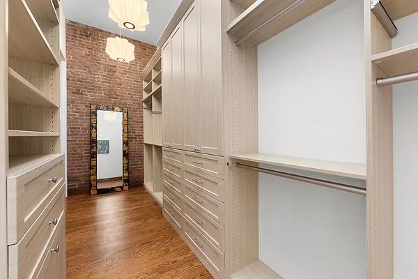 Sold by Douglas Elliman | media 15