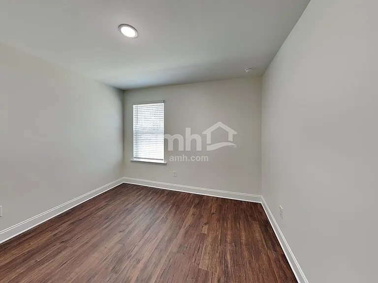 13018 Redwind Dr — Photo 29