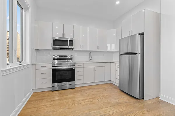 Rented by ATM Realty Service Inc | media 2