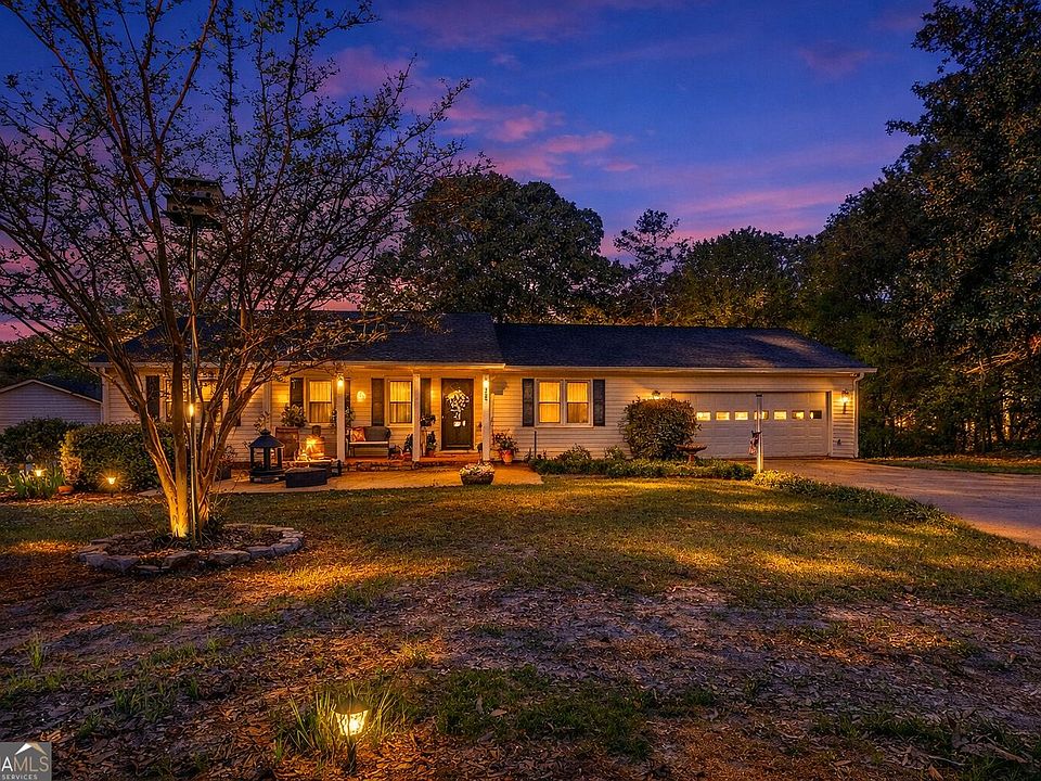 1st image of 227 Shady Ln