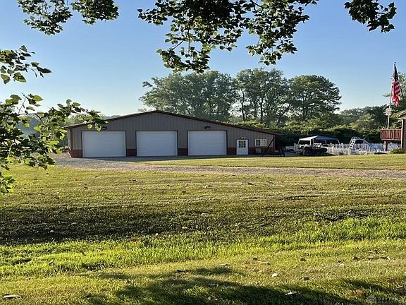 2nd image of 7284 Mont Dr