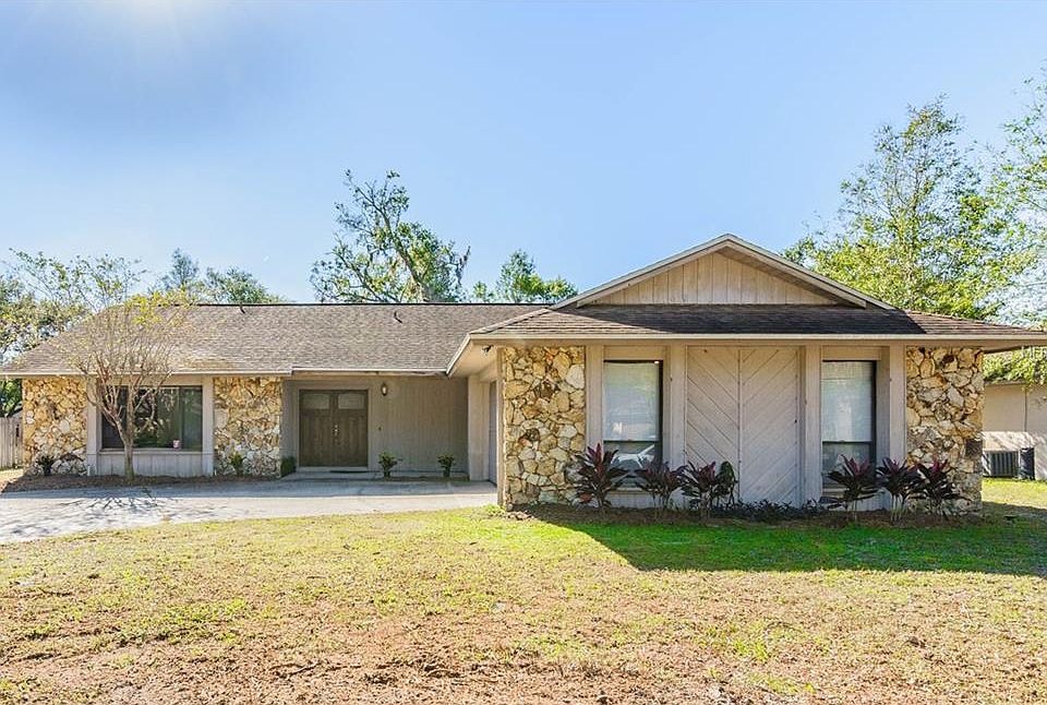 1st image of 8236 Lost Lake Dr