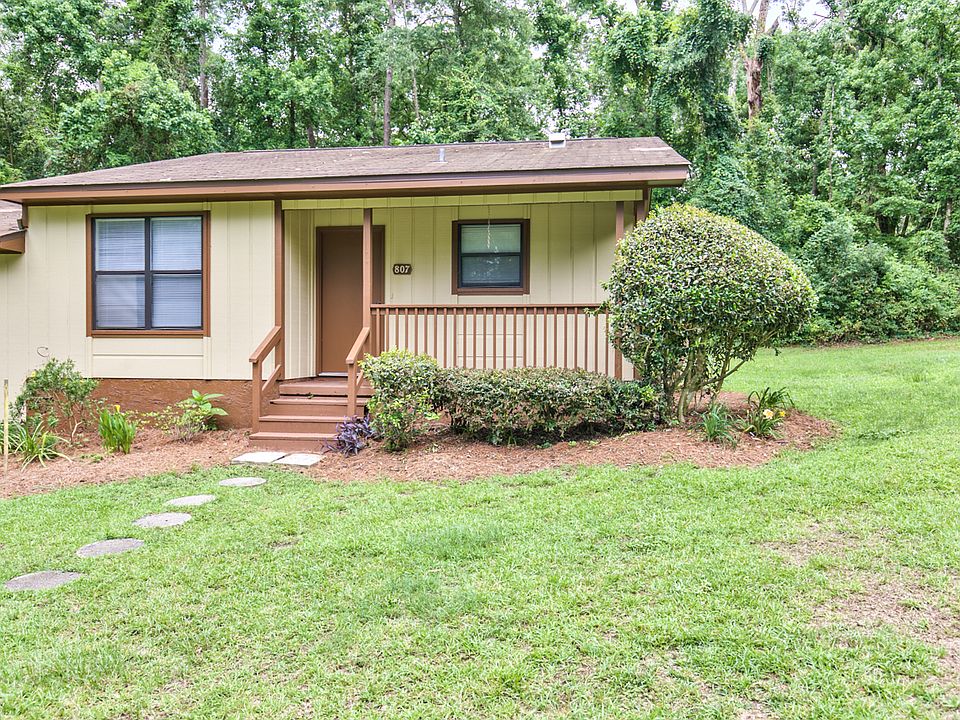 1st image of 807 Livingston Ct