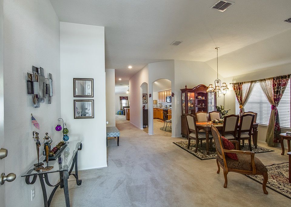 1st image of 3204 Vista Lake Cir