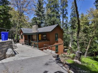 25214 Scenic View Dr, Crestline, CA 92325