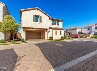 688 N Abalone Dr, Gilbert, AZ 85233