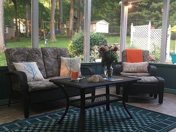 rear screened porch
