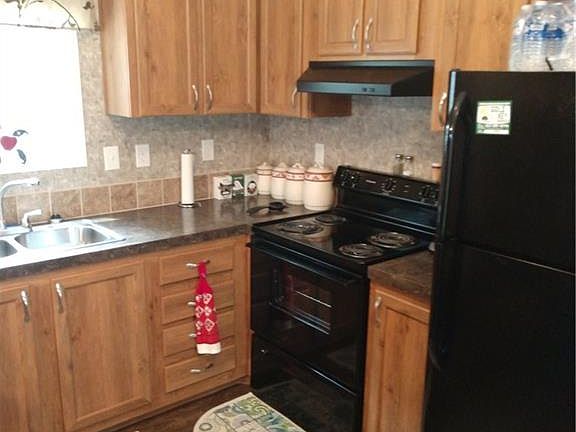 3rd image of 11431 SE 202nd Ln
