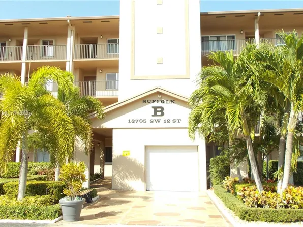 13705 SW 12th St APT 311B, Pembroke Pines, FL 33027