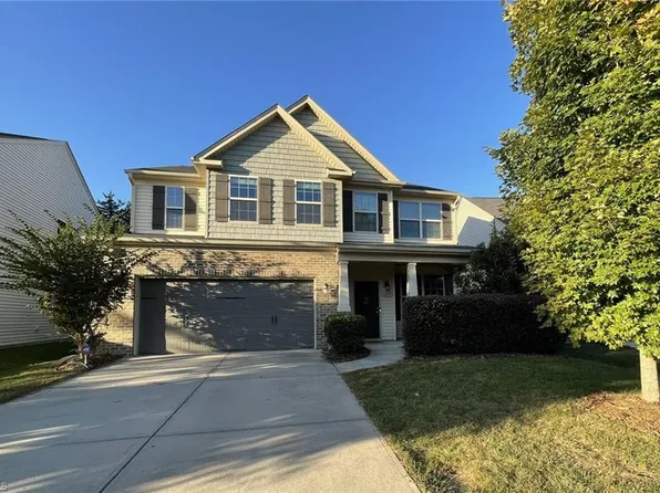 3845 Crestwell Cove Ct, Winston Salem, NC 27103