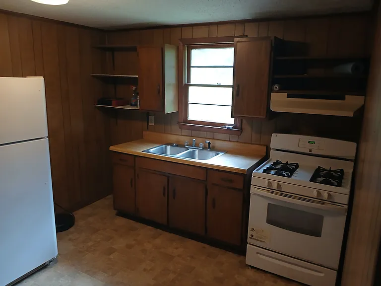 824 S Dalton St — Photo 15