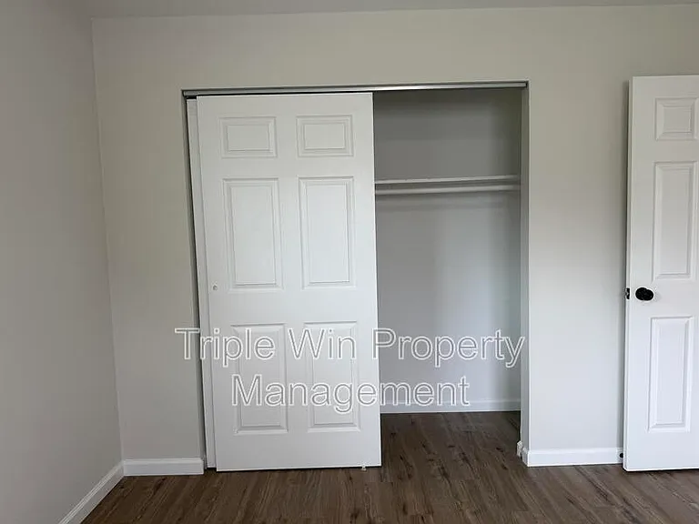 1315 Bobolink Dr — Photo 19