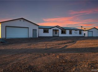 21435 N Lunado Dr, White Hills, AZ 86445