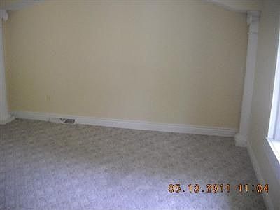 2nd image of 3914 Kirkshire Dr SE