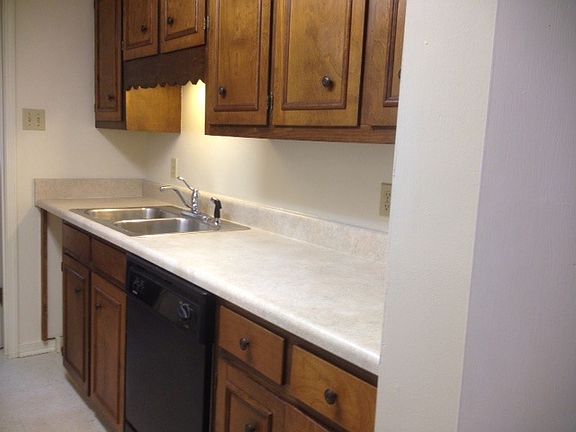 Kitchen, new counters