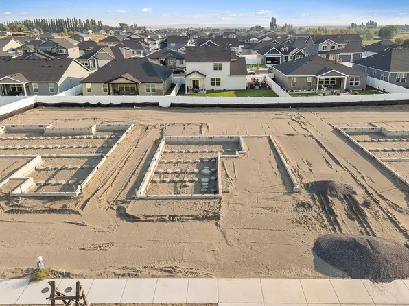 4741 W Thrush St, Moses Lake, WA 98837