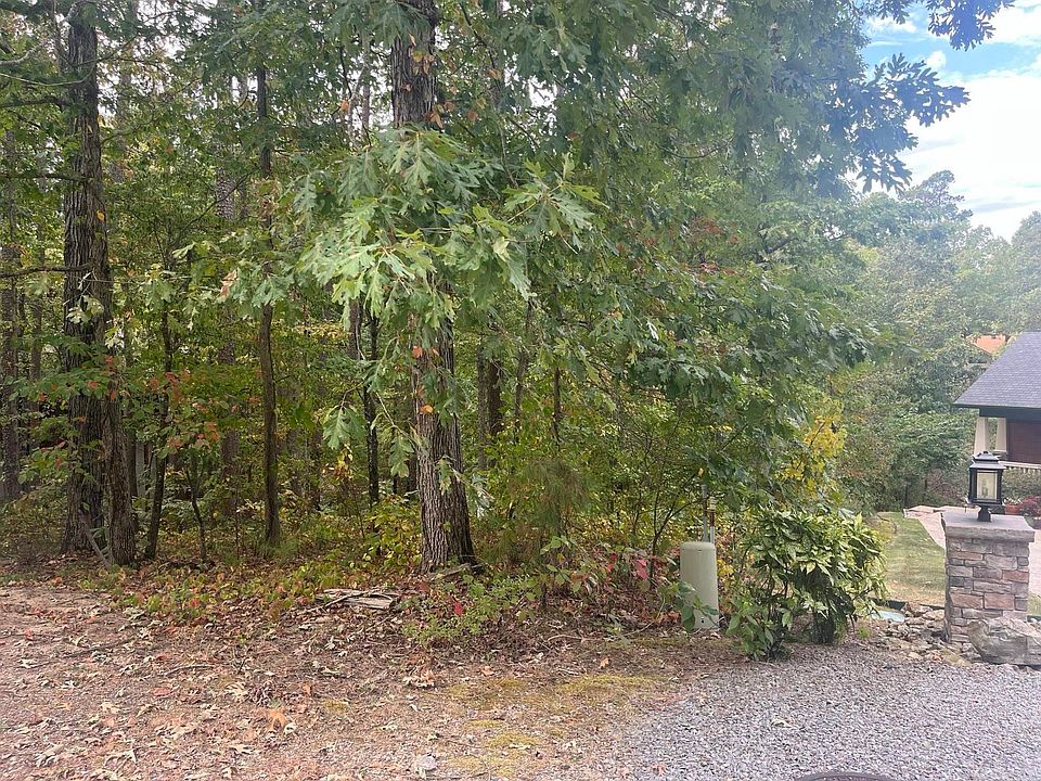 1st image of 14 Guindola Cir