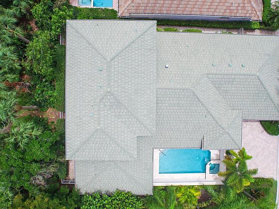 3rd image of 16790 Port Royal Cir
