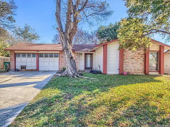2nd image of 1066 HONEYTREE ST