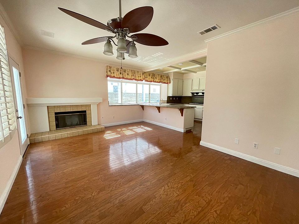 1st image of 2287 Desperado Dr