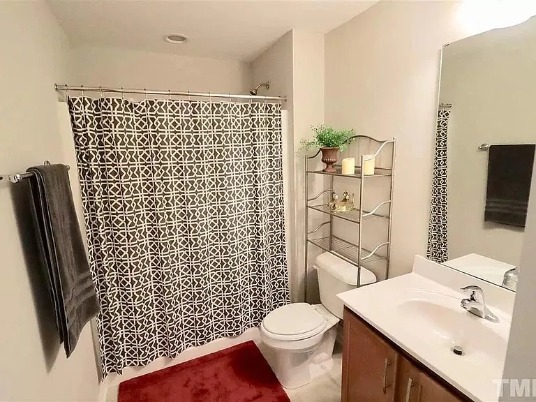 4148 Vallonia Dr — Photo 10