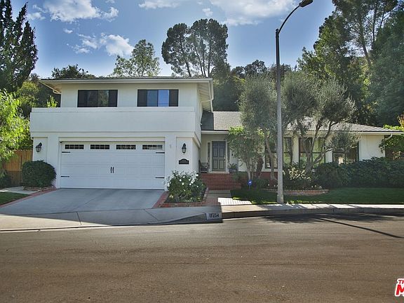 2nd image of 17264 Luverne Pl