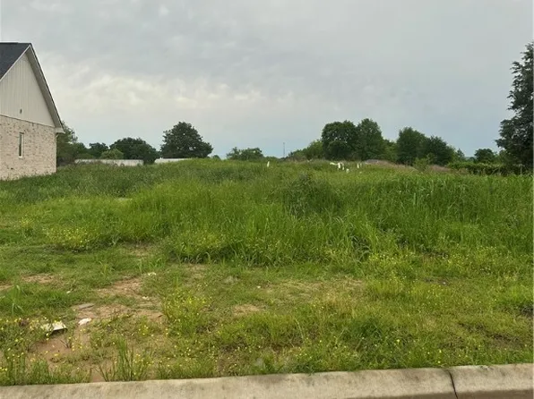 508 Dutton Ct, Barling, AR 72923