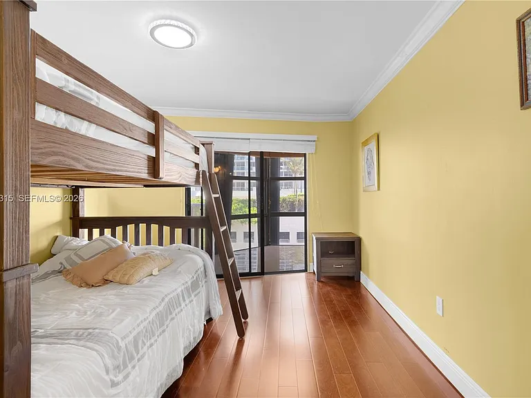 6423 Collins Ave #703 — Photo 27