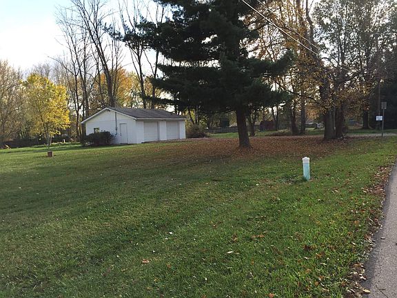 City sewer available 