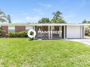 3626 Everglades Rd, Palm Beach Gardens, FL 33410
