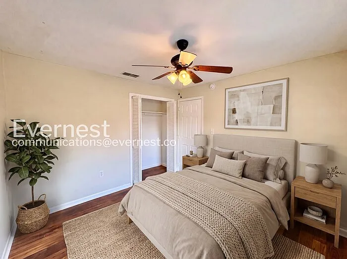 502 El Camino Real S — Photo 18