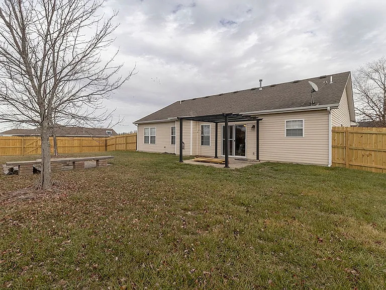 4203 Spring Cress Dr — Photo 31