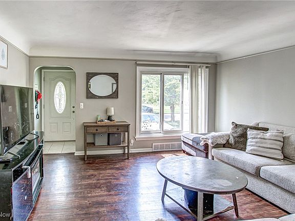 3rd image of 6133 Denison Blvd