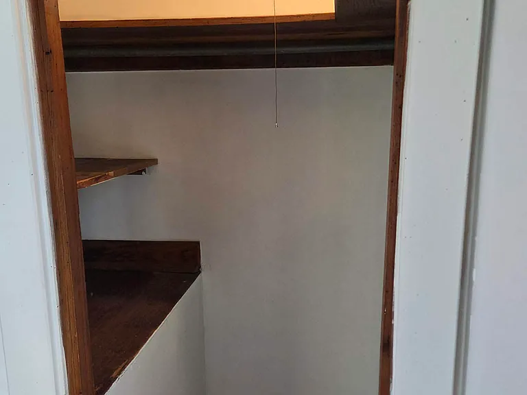 404 Walnut St #C — Photo 7