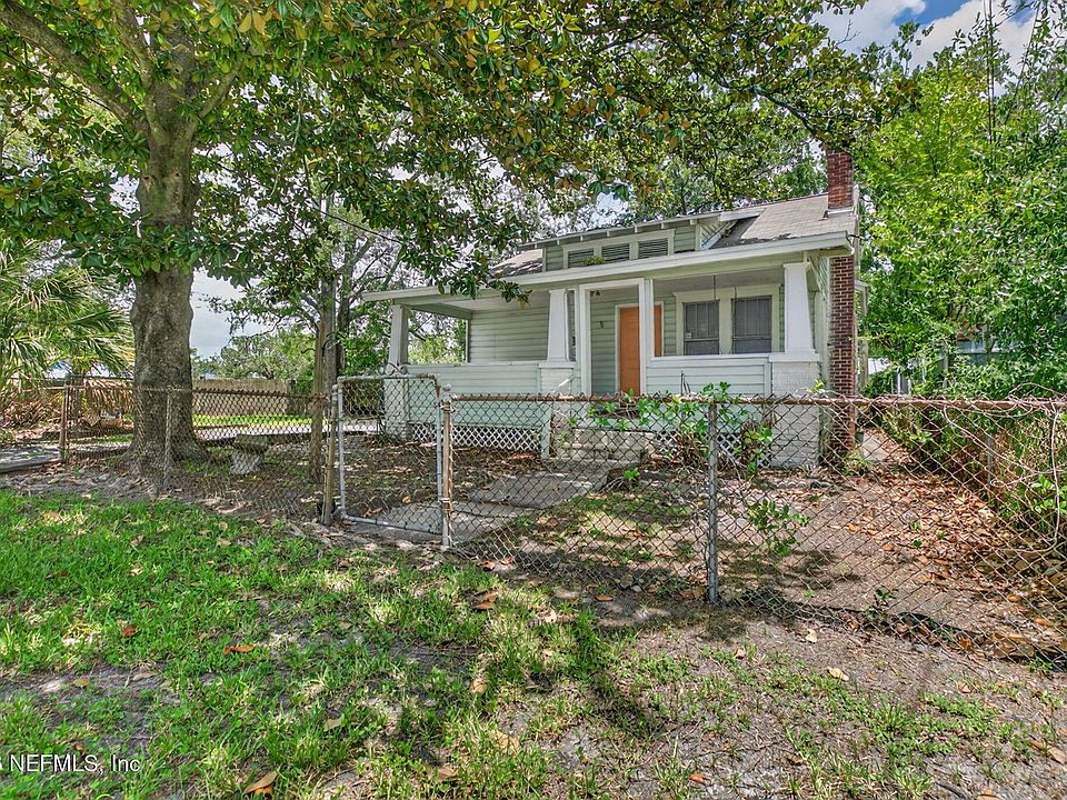 1st image of 4749 CRESCENT Street