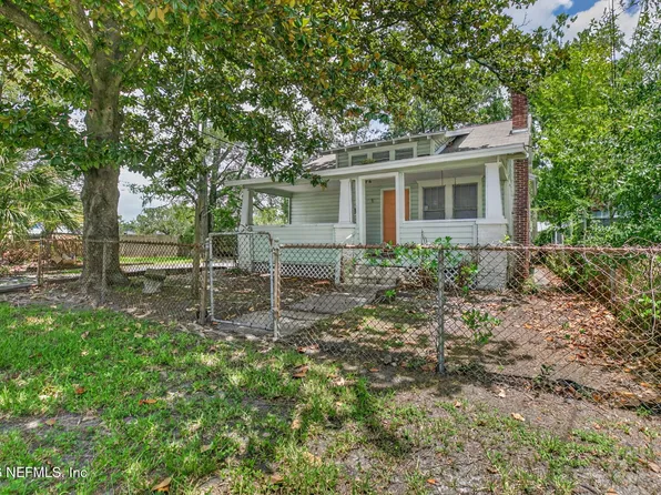 4749 CRESCENT Street, Jacksonville, FL 32205