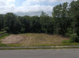 19 Tupelo Rd, Westport, MA 02790