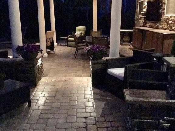 5th image of 3020 Montclair Ave