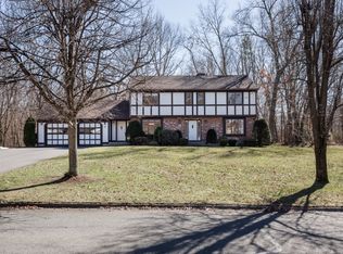 65 Quinnehtuk Rd, Longmeadow, MA 01106