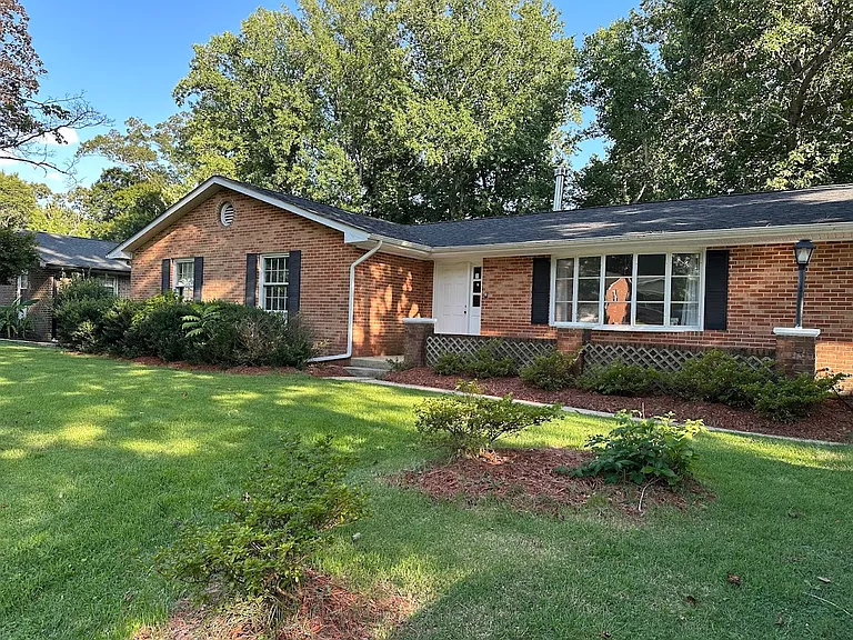 11607 Rivershore Dr — Photo 3