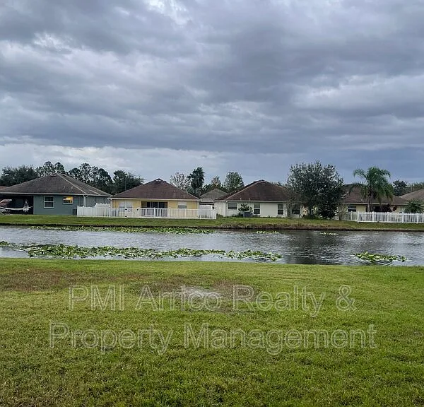 3922 Washburn Pl — Photo 2