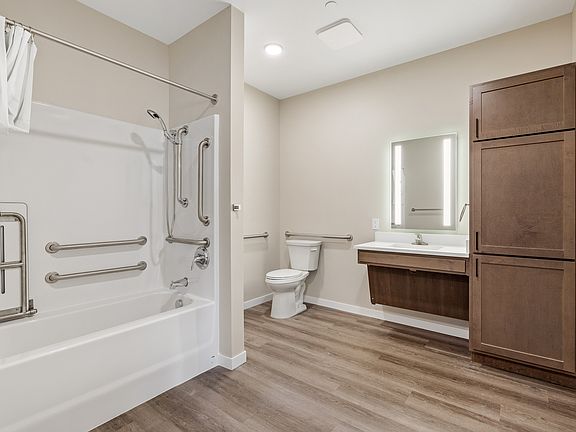 5th image of 4908 5th St #104